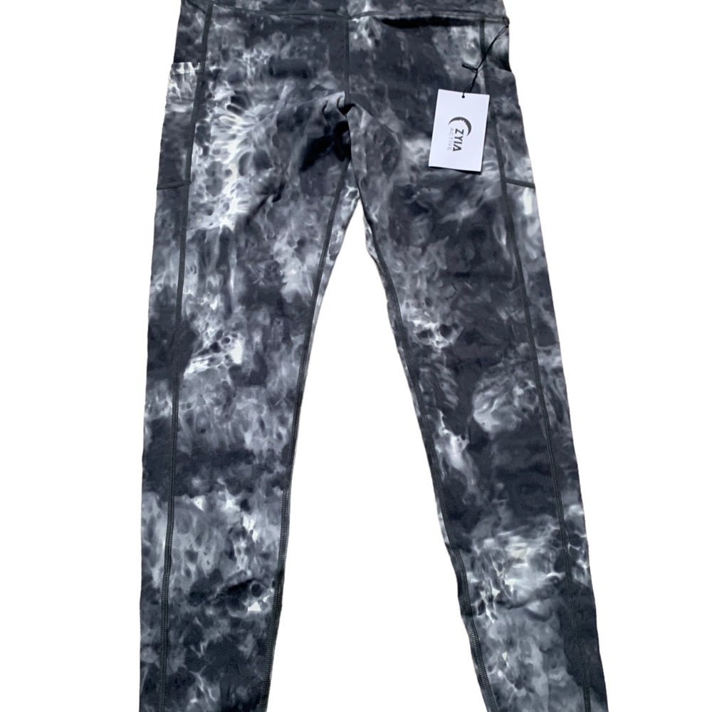 Zyia active high rise legging size XL brand new